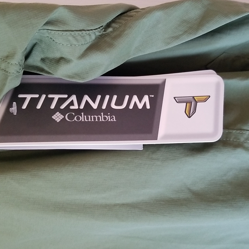 Columbia Men's Titanium button down - Picture 5 of 7